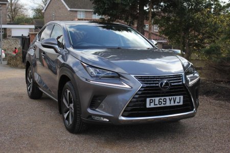 LEXUS